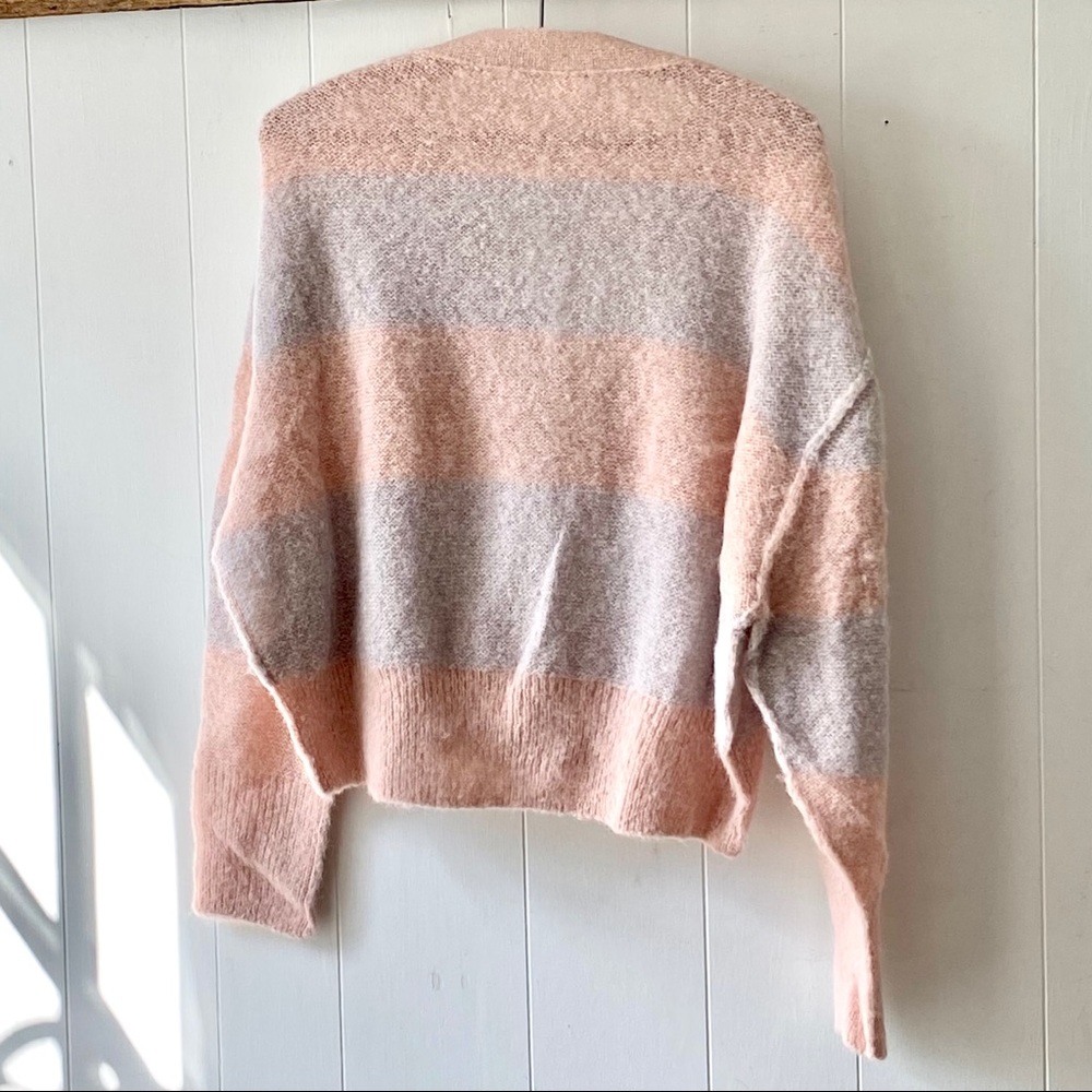 Free People Eclair Oversized Cardi NEW Pink XS - Picture 3 of 5